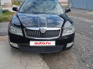2013 Skoda Octavia II (A5) Рестайлинг, чёрный, 1100000 рублей, вид 2