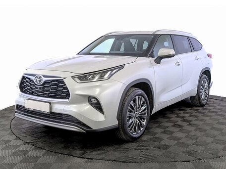 Toyota Highlander IV (XU70)
