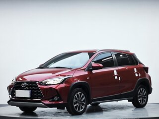 2022 Toyota Yaris L X XP150 Рестайлинг, красный, 1060000 рублей, вид 4