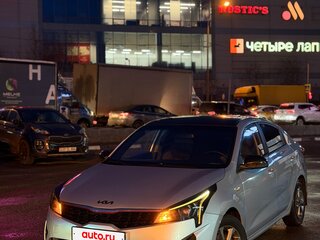 2022 Kia Rio IV Рестайлинг, серый, 1400000 рублей, вид 1