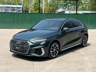 2021 Audi A3 Sportback 35 TFSI IV (8Y), зелёный, 1500000 рублей, вид 3