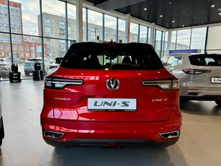 2026 Changan UNI-S I, красный, 3229900 рублей, вид 4