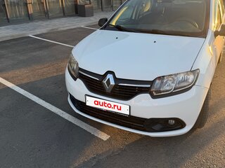 2015 Renault Logan II, белый, 750000 рублей, вид 1