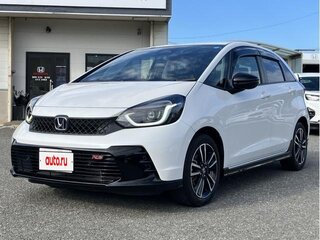 2023 Honda Fit RS IV Рестайлинг, белый, 1330000 рублей, вид 1