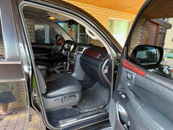 2011 Lexus LX 570 III, чёрный, 3050000 рублей - вид 15