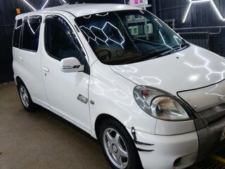 2002 Toyota FunCargo, белый, 450000 рублей, вид 1