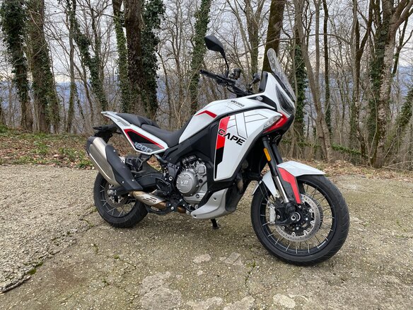 2026 Moto Morini X-CAPE 1200, красный, 1499900 рублей - вид 10