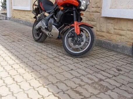 2007 Kawasaki Versys 650, оранжевый, 420000 рублей, вид 3