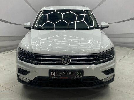 2017 Volkswagen Tiguan II, белый, 2095000 рублей, вид 2