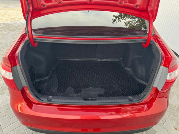 2013 Kia Rio 5-speed III, красный, 849000 рублей - вид 19