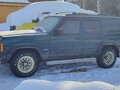 1998 Jeep Cherokee II (XJ) Рестайлинг, зелёный - вид 4