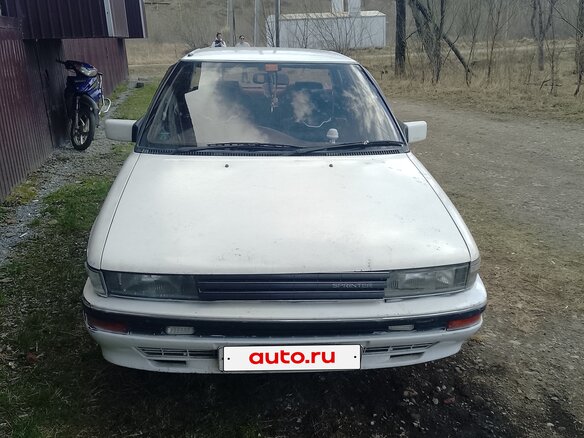 1987 Toyota Sprinter VI (E90), белый, 120000 рублей - вид 1