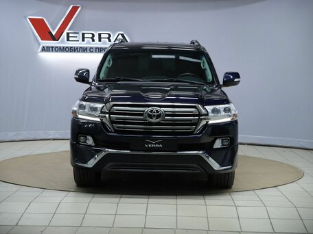 2016 Toyota Land Cruiser 200 Series Рестайлинг 2, чёрный, 6700000 рублей, вид 2