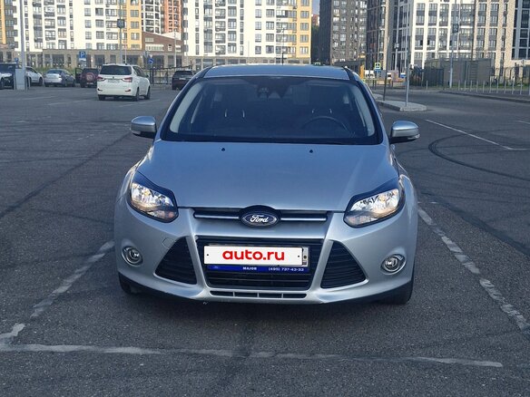 2015 Ford Focus III, серебристый, 1000000 рублей - вид 2
