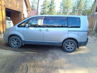2011 Mitsubishi Delica D:5 I, серебристый, 980000 рублей, вид 2