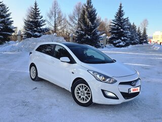 2016 Hyundai i30 II Рестайлинг, белый, 800000 рублей, вид 4
