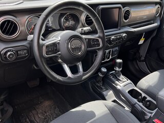 2021 Jeep Wrangler IV (JL), серебристый, 4700000 рублей, вид 5
