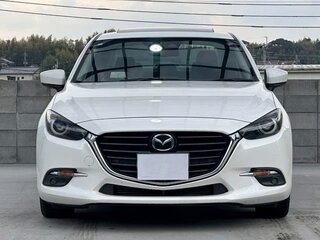 2019 Mazda Axela III Рестайлинг, белый, 957000 рублей, вид 2