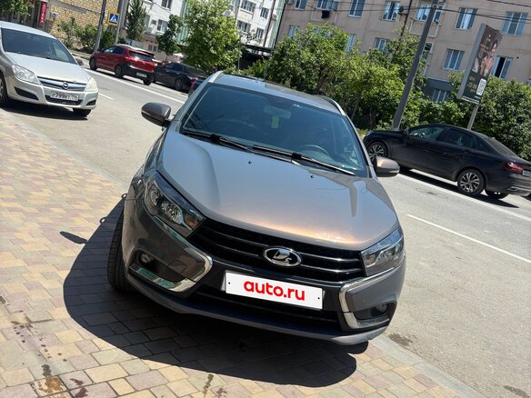 2019 Lada (ВАЗ) Vesta SW I, серый, 900000 рублей - вид 1