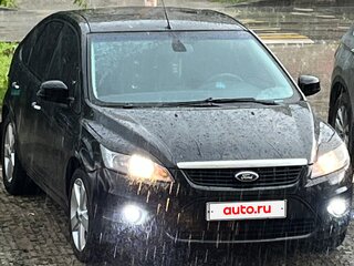 2009 Ford Focus II Рестайлинг, чёрный, 600000 рублей, вид 3