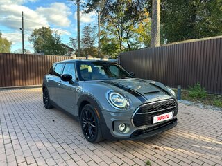 2020 Mini Clubman Cooper S ALL4 II Рестайлинг, серый, 2900000 рублей, вид 2