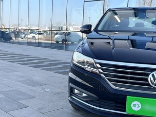 2021 Volkswagen Lavida III, чёрный, 1370000 рублей, вид 4