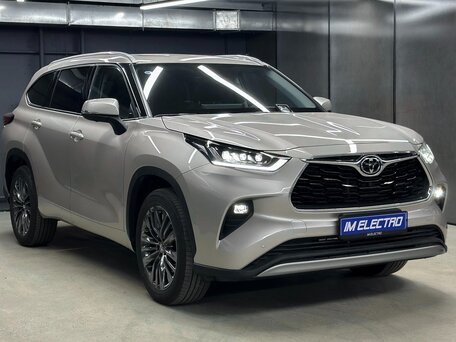 2025 Toyota Highlander IV (XU70), серебристый, 5190000 рублей, вид 1