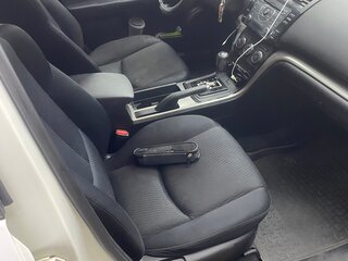 2010 Mazda 6 II (GH) Рестайлинг, белый, 1000000 рублей, вид 4