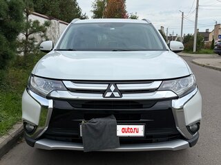2016 Mitsubishi Outlander III Рестайлинг 2, белый, 1640000 рублей, вид 4