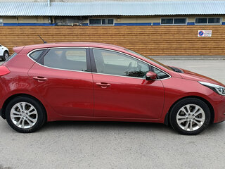 2013 Kia Ceed II, красный, 1150000 рублей, вид 4