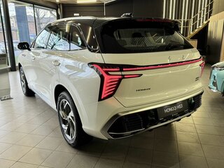 2026 Hongqi HS3, белый, 3399000 рублей, вид 4