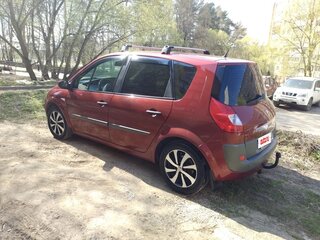 2008 Renault Scenic II Рестайлинг, красный, 750000 рублей, вид 1