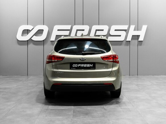 2017 Kia Ceed II Рестайлинг, серебристый, 1220000 рублей - вид 3