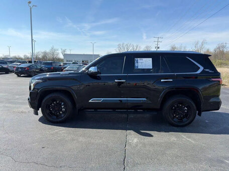 2025 Toyota Sequoia III, чёрный, 13440233 рублей, вид 2