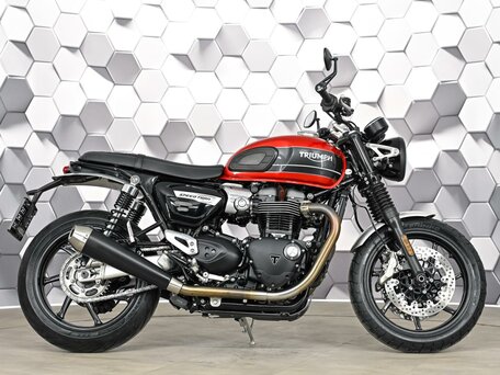 2019 Triumph Speed Twin, красный, 977000 рублей, вид 3