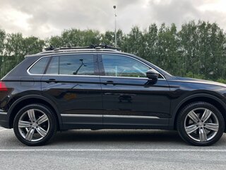2018 Volkswagen Tiguan II, чёрный, 2150000 рублей, вид 5