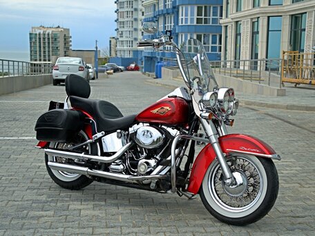 2010 Harley-Davidson Softail Deluxe, красный, 1600000 рублей, вид 5