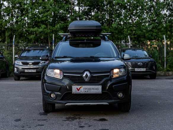 2015 Renault Sandero Stepway II, чёрный, 688000 рублей - вид 2