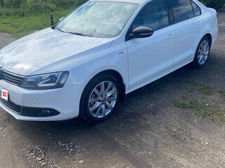 2013 Volkswagen Jetta VI, белый, 1100000 рублей, вид 1
