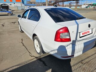2010 Skoda Octavia DSG7 II (A5) Рестайлинг, белый, 730000 рублей, вид 5