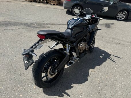 2021 Honda CBR 650R, чёрный, 820000 рублей, вид 4
