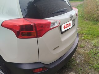 2013 Toyota RAV4 IV (XA40), белый, 1950000 рублей, вид 3