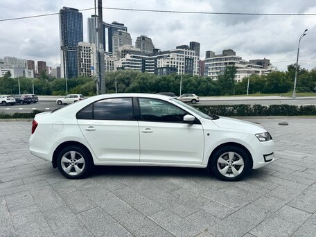 2014 Skoda Rapid I, белый, 835000 рублей, вид 4