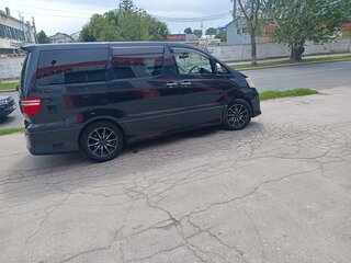 2005 Toyota Alphard I, чёрный, 1680000 рублей, вид 2
