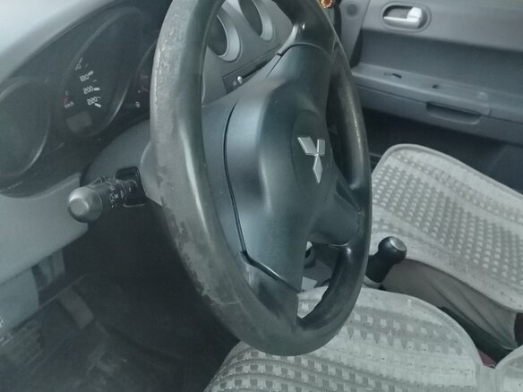 2004 Mitsubishi Colt VI (Z20/Z30), чёрный, 190000 рублей - вид 7