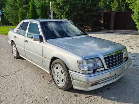 1994 Mercedes-Benz E-Класс 420 I (W124), серебристый, 4900000 рублей, вид 4