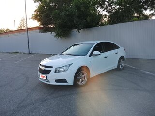 2012 Chevrolet Cruze I, белый, 660000 рублей, вид 2