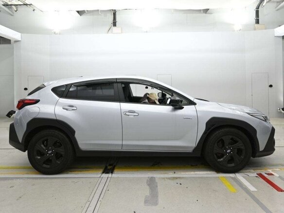 2023 Subaru Crosstrek III, серебристый, 2000999 рублей - вид 2