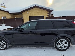 2020 Volvo V90 Cross Country I, чёрный, 4150000 рублей, вид 3