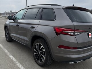 2025 Skoda Kodiaq I Рестайлинг, серый, 4525000 рублей, вид 4